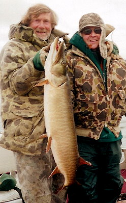 Eagle River Wisconsin fishing guide for musky, walleye, trout and fly fishing Eagle River in Vilas, Onieda and Forest County Wisconsin with Al Gall Wisconsin Fishing and Deer Hunting Guide Service