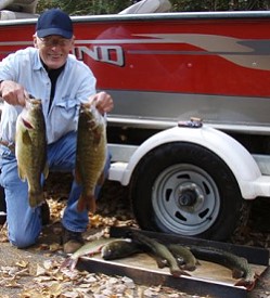 Eagle River Wisconsin fishing guide for musky, walleye, trout and fly fishing Eagle River in Vilas, Onieda and Forest County Wisconsin with Al Gall Wisconsin Fishing and Deer Hunting Guide Service