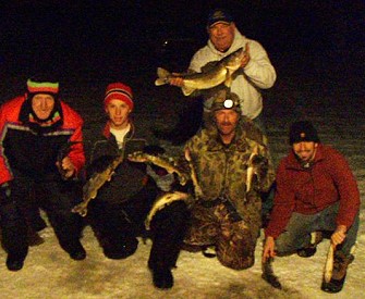 Ice Fishing Eagle River Wisconsin fishing guide walleye Eagle River in Vilas, Onieda and Forest County Wisconsin with Al Gall Wisconsin Fishing and Deer Hunting Guide Service