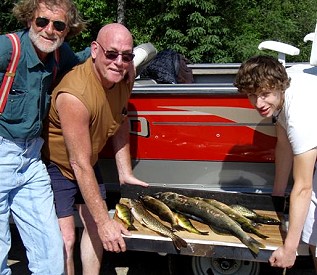 Eagle River Wisconsin fishing guide for musky, walleye, trout and fly fishing Eagle River in Vilas, Onieda and Forest County Wisconsin with Al Gall Wisconsin Fishing and Deer Hunting Guide Service